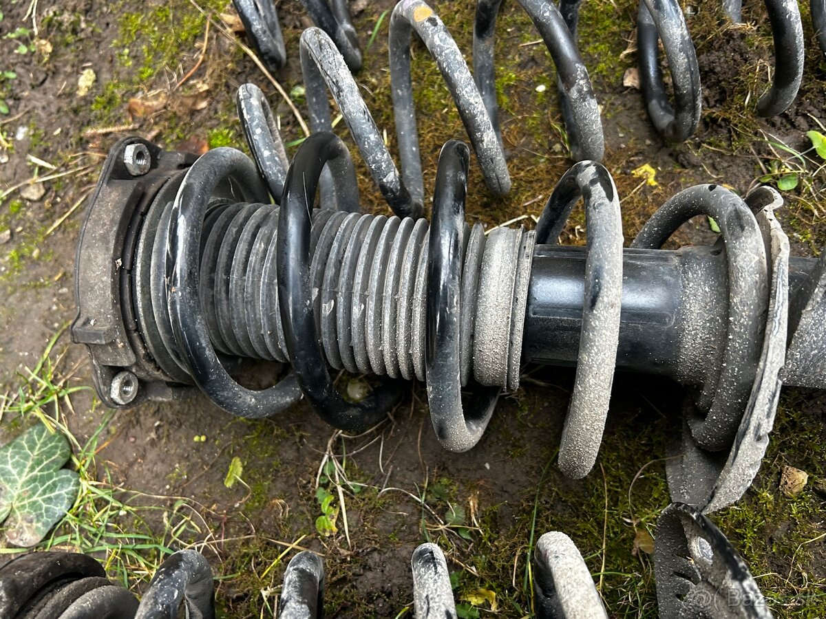 pružiny a tlmiče passat b7 - 4