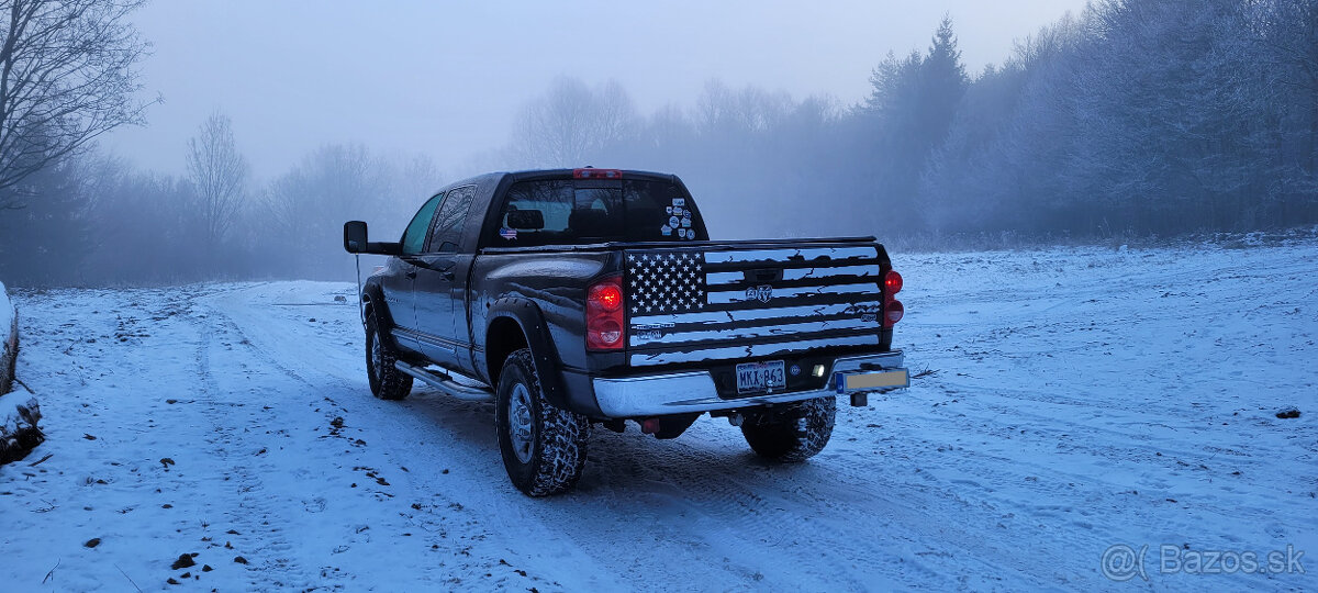 Dodge RAM 2500 MegaCab