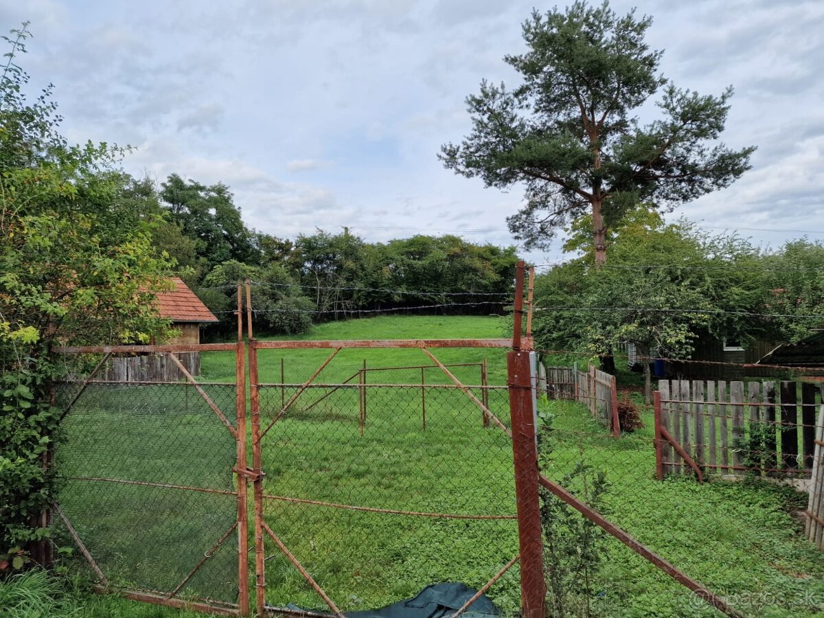 PREDAJ - STAVEBNÝ POZEMOK - ZLATÉ MORAVCE - 4