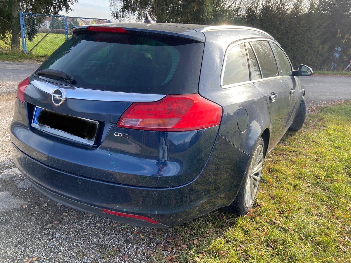 Opel Insignia Tourer 2.0 CDTi 2010 - 4