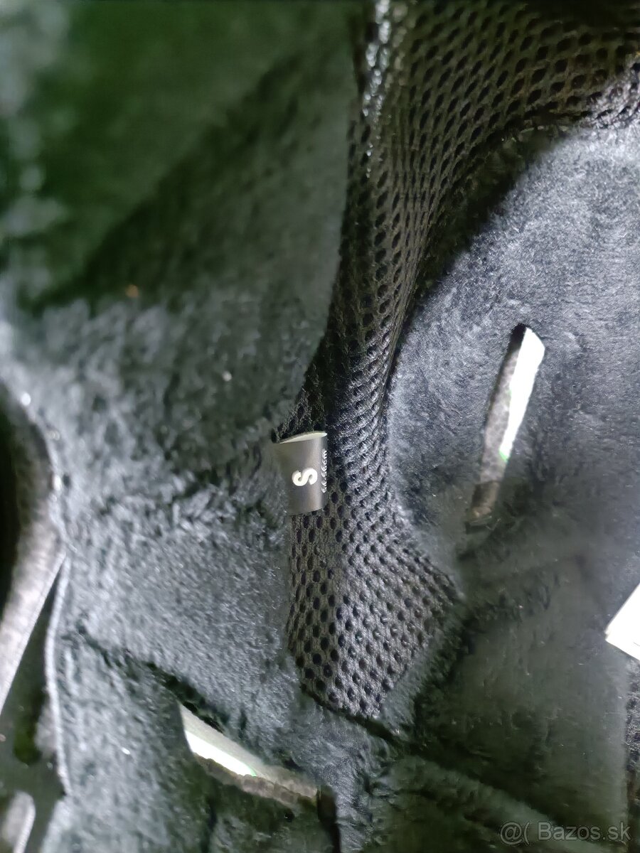 Lyžiarska prilba veľ.S - 4