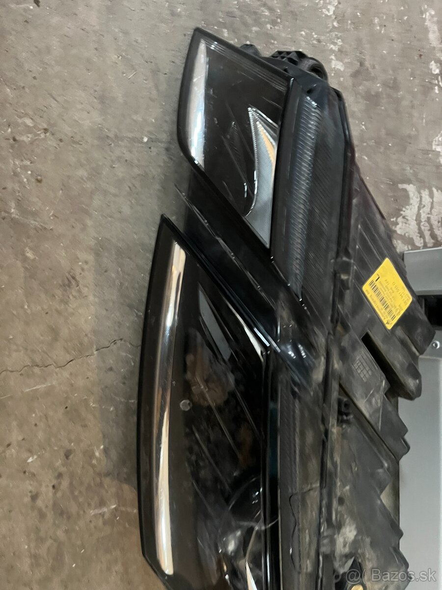 Predám svetlá na octaviu 3 - 4