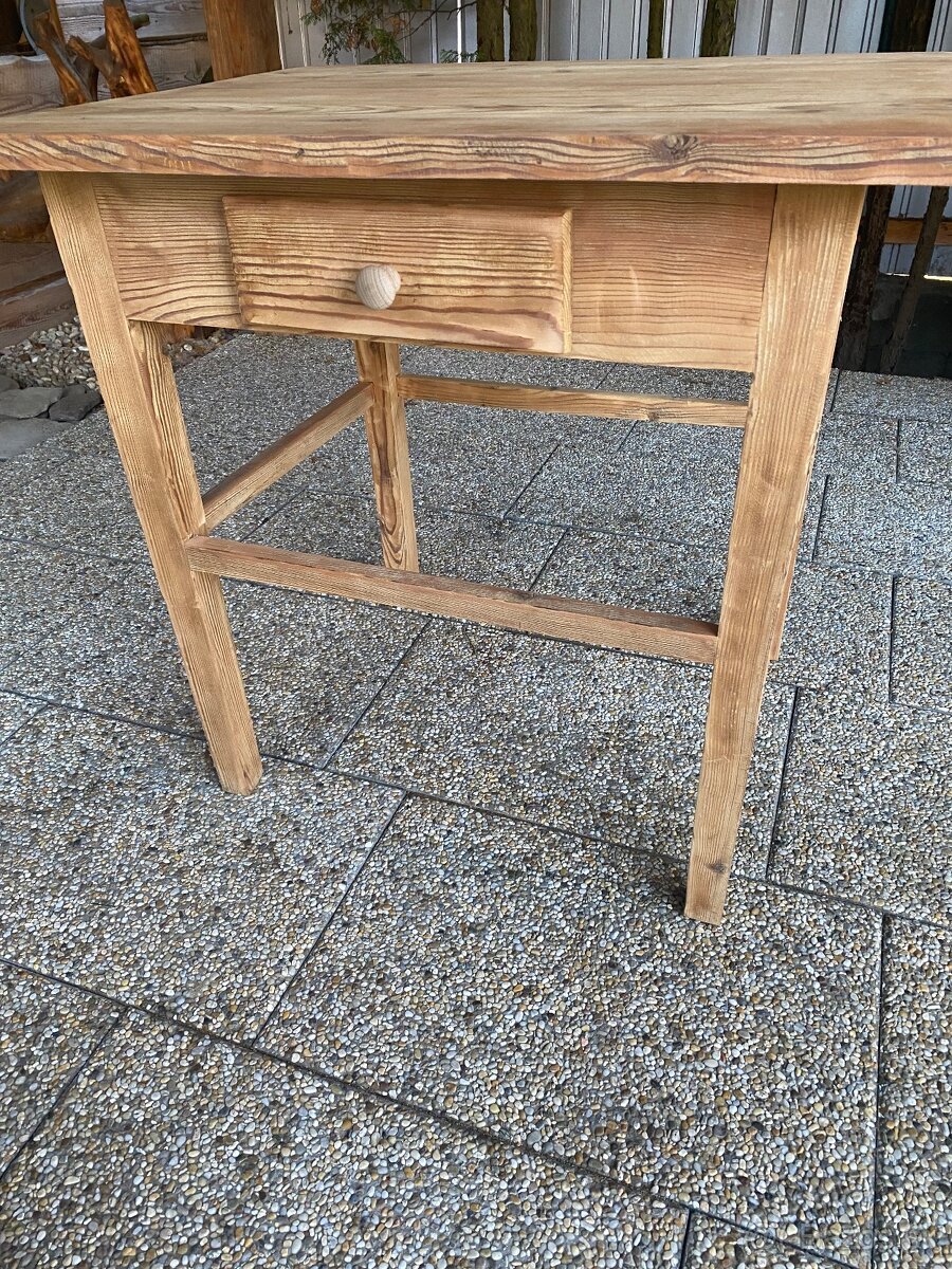 Starožitny drevený stôl - 4