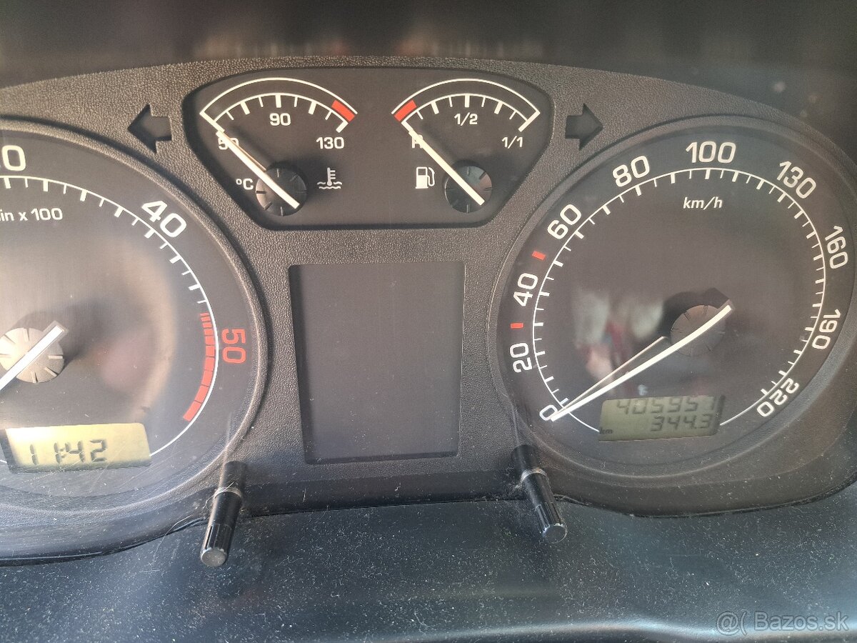 Predam Skoda oktavia - 4