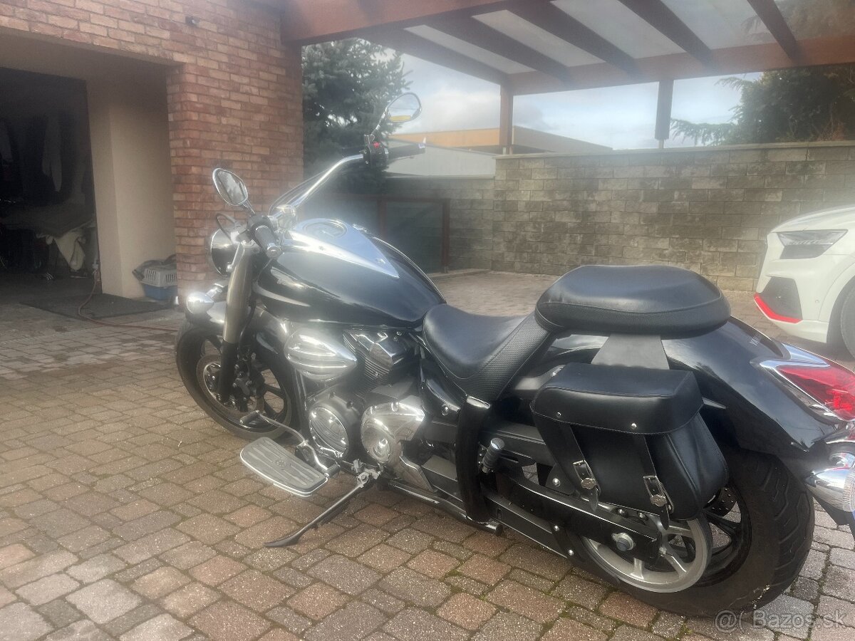 YAMAHA XVS 950A Midnight Star - 4