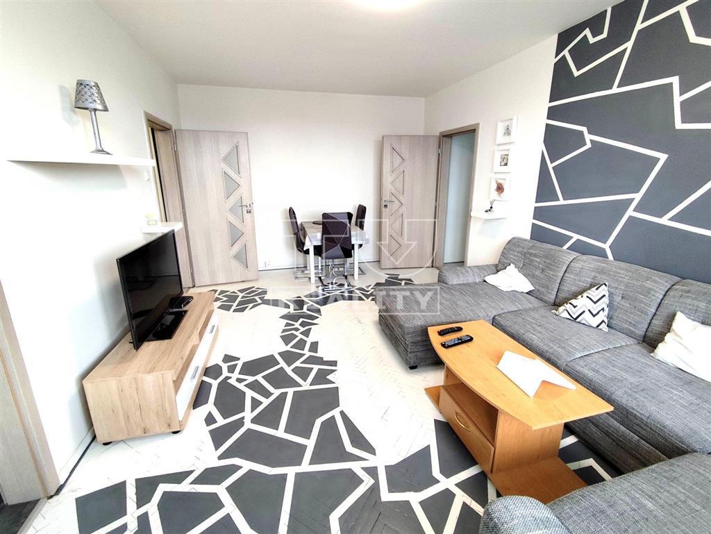 Predaj priestranného slnečného bytu s lodžiou aj... - 4