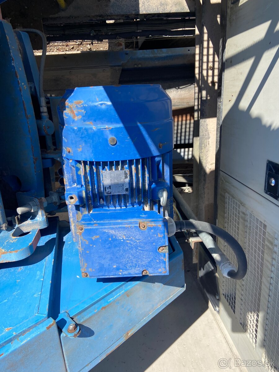 Predam čelustovy drvič - 4