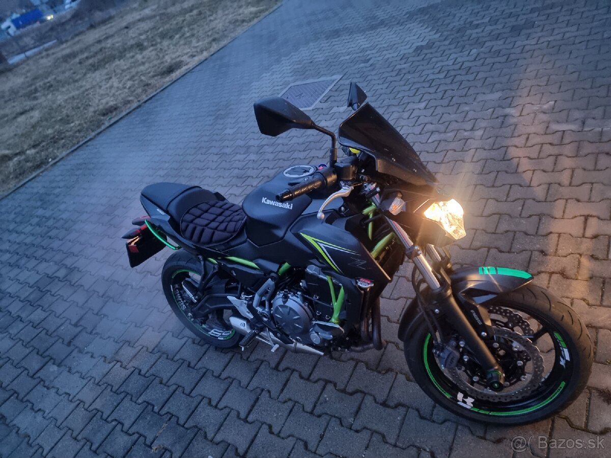 KAWASAKI Z650 - 4