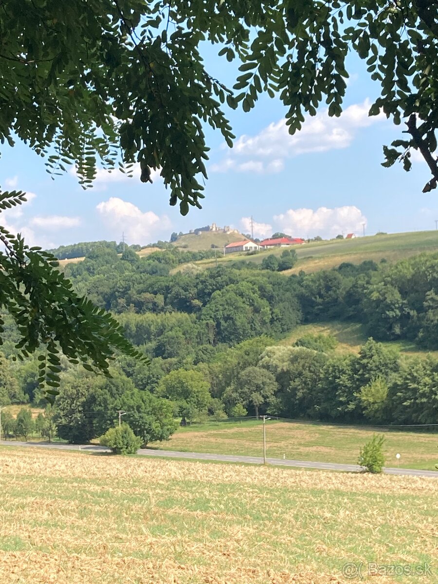 Predám krásny pozemok v obci Podbranč - 4