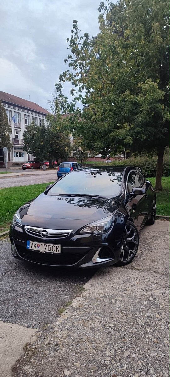 Opel Astra J OPC - 4