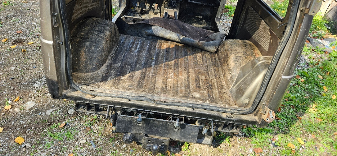 Suzuki Samurai - karoséria - 4
