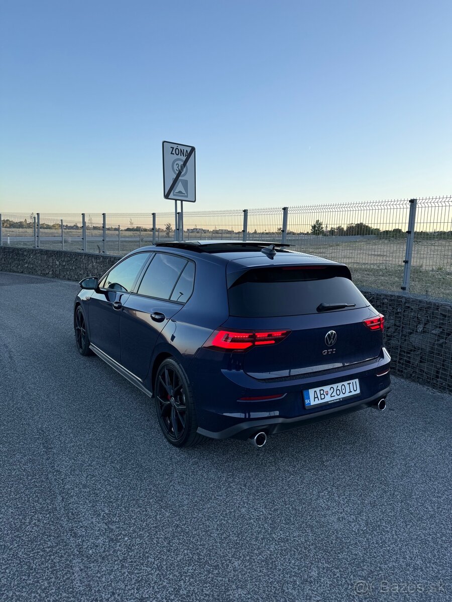 Volkswagen Golf 8 GTI - 4
