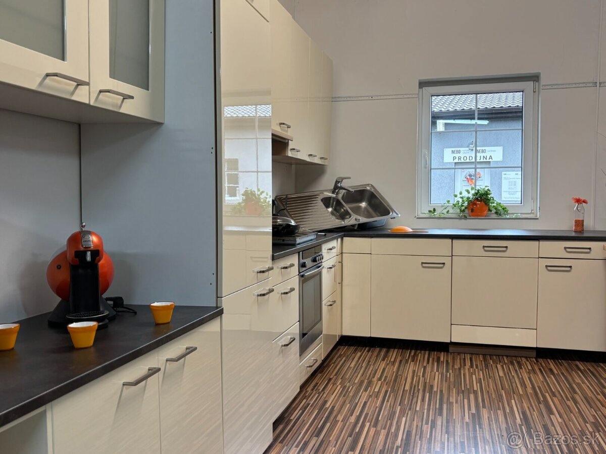 Svetlá moderná kuchyňa AGNES - 4