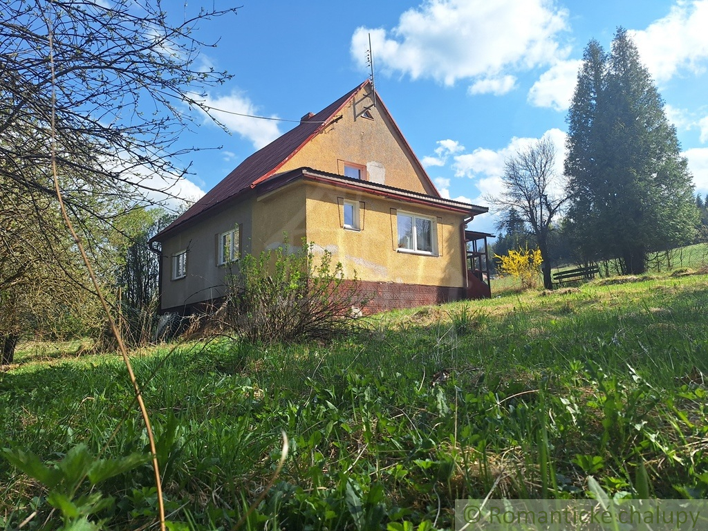 Rodinný dom v pokojnom prostredí na okraji obce Klokočov - 4