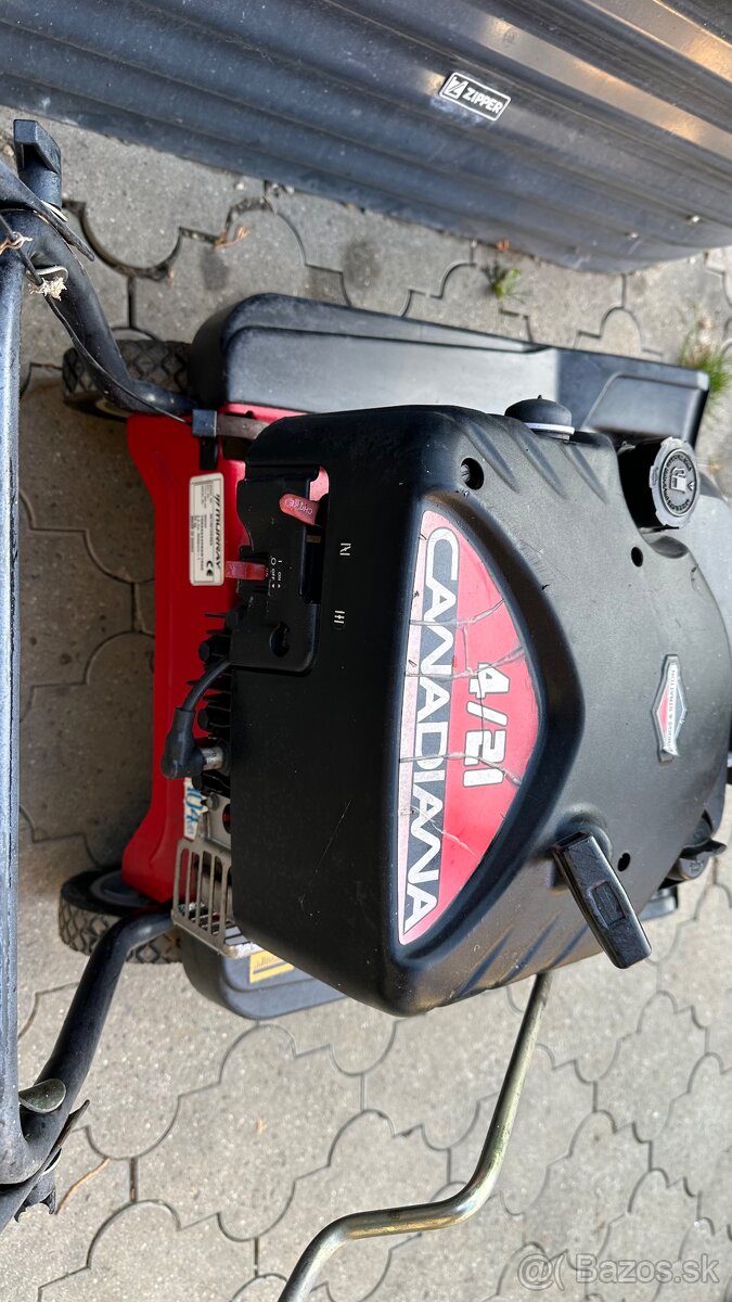 Predam Benzinovu Sneznu Frezu Canadiana 4/21 vo výbornom sta - 4