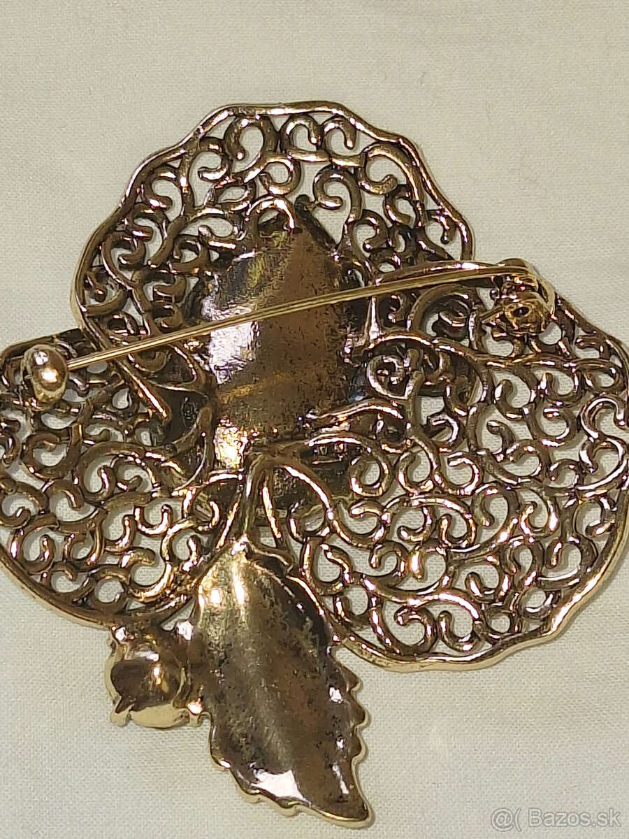 MASÍVNA BROŠŇA - 4