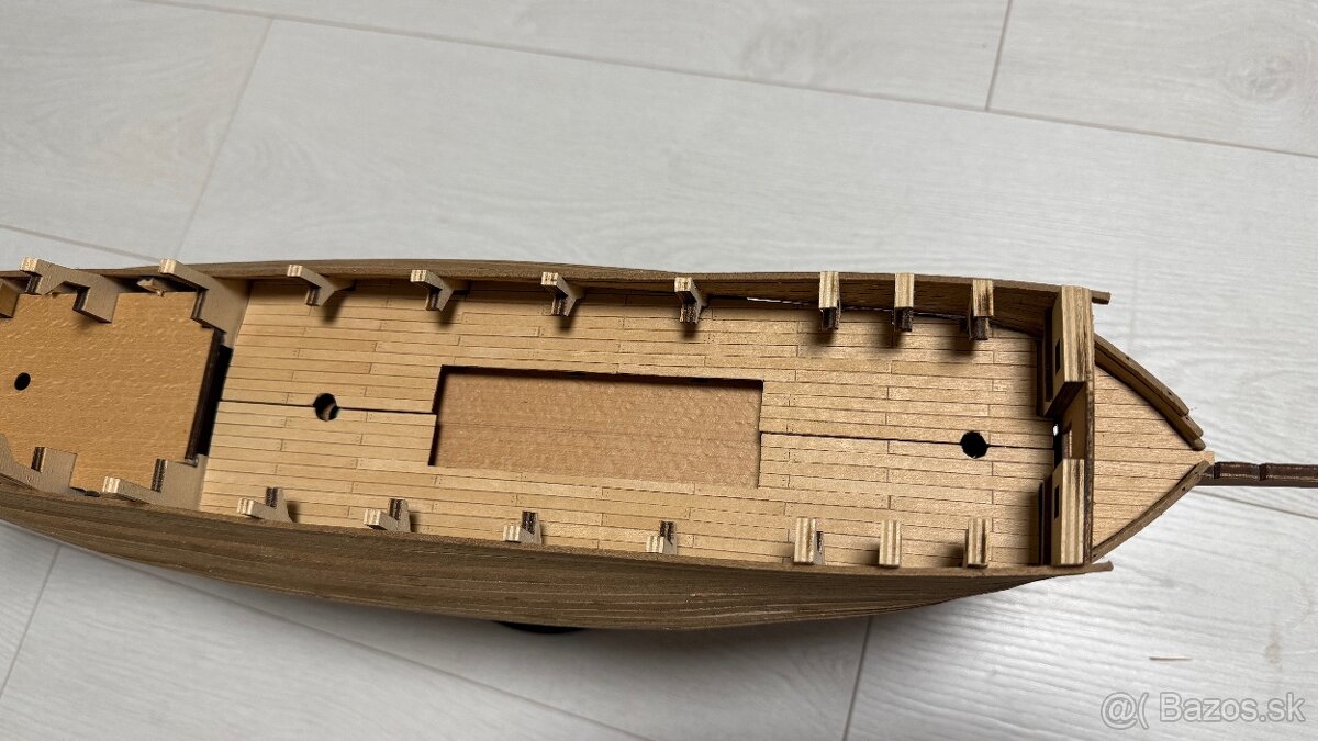 drevený model lode nedokončený - 4