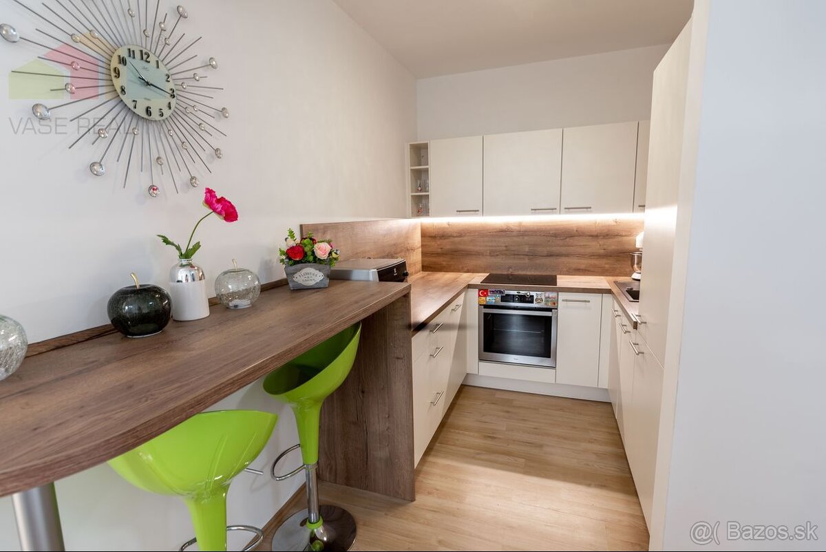 Výnimočný 3-izbový apartmán s balkónom, 71 m², Bajkalská uli - 4