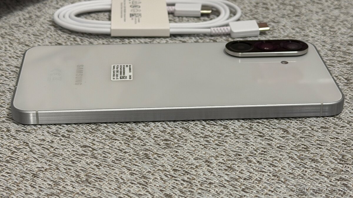 Samsung Galaxy A56 8/256Gb - Rozbalený, komplet balenie - 4