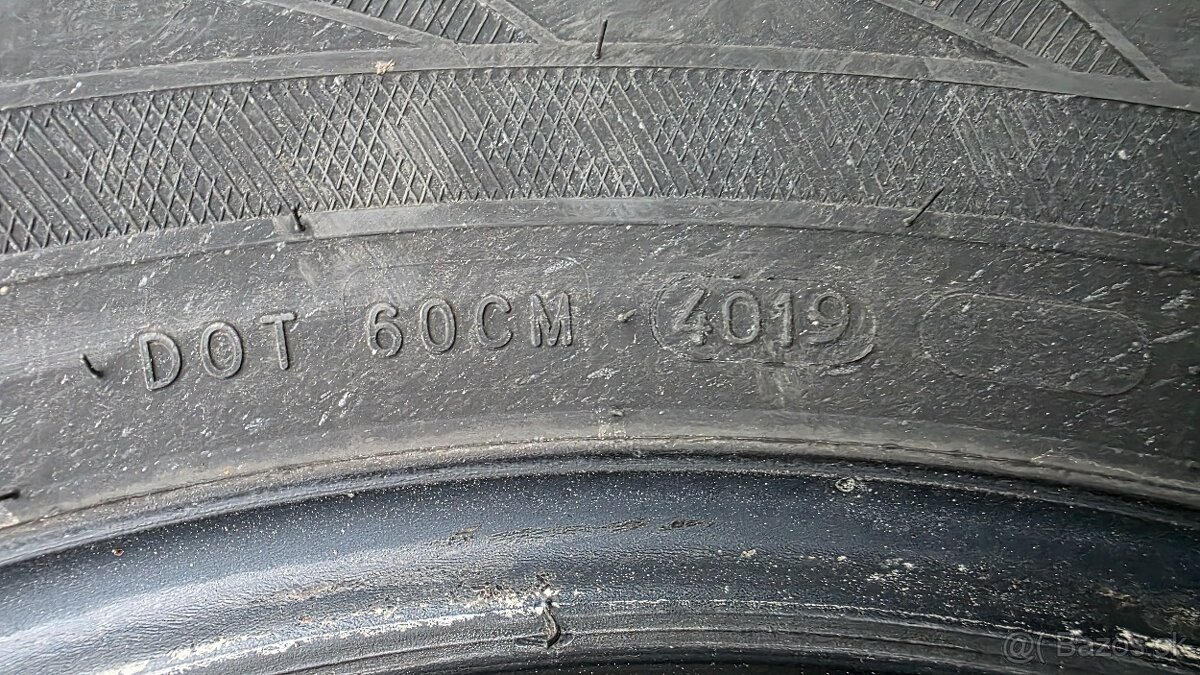265/65 R17 - 4