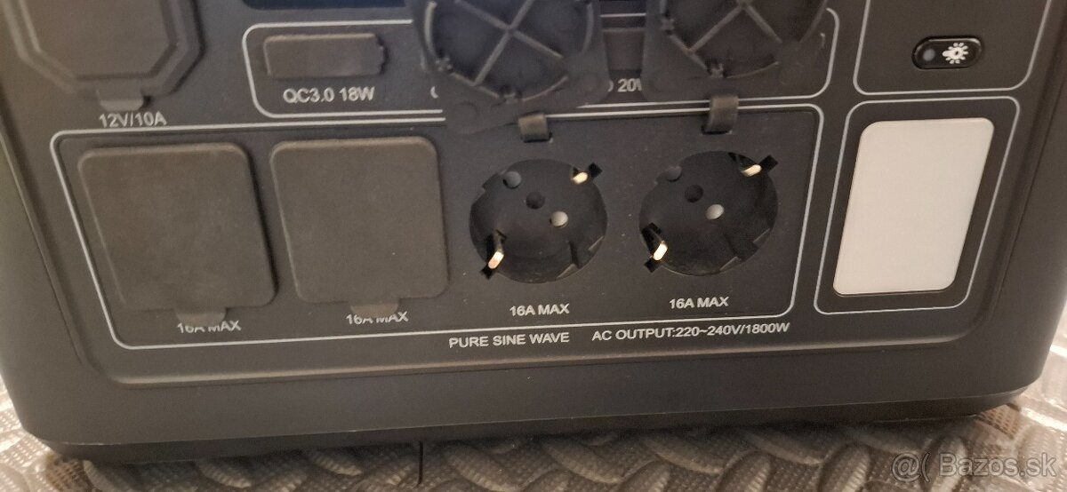 Oukitel P1000 Plus nabijacia stanica - 4