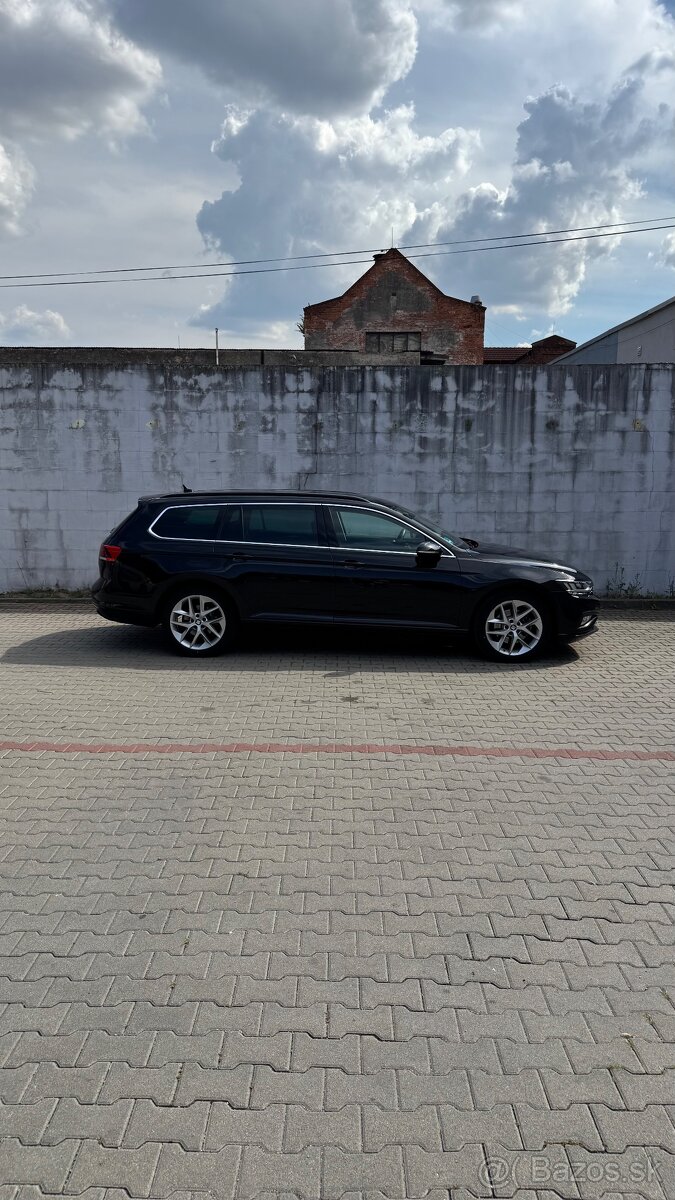 VW Passat Variant 2.0 TDI DSG - 4