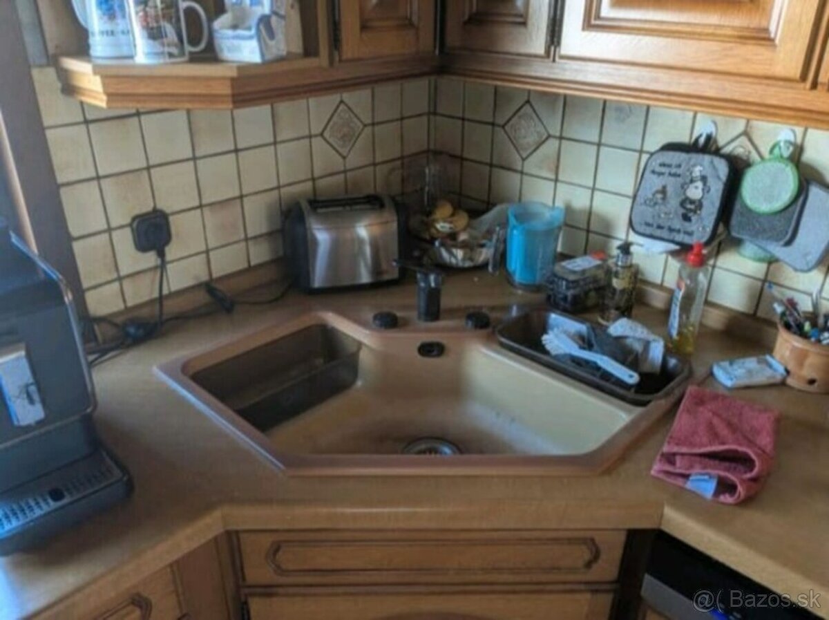 Kuchyňská linka z masivu se spotřebiči,5687 - 4