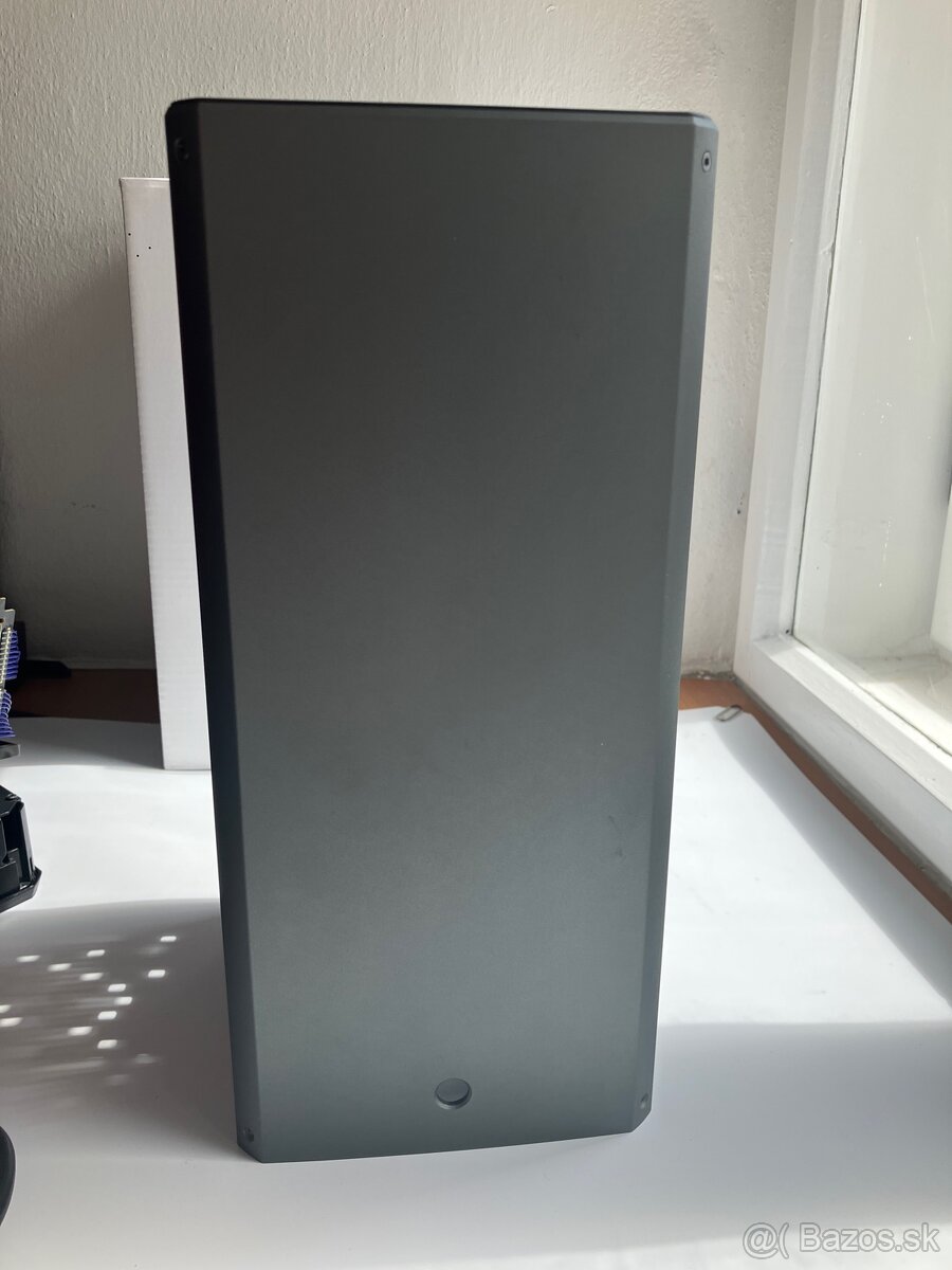 Louqe RAW S1 – ITX PC case (Made in Sweden) - 4