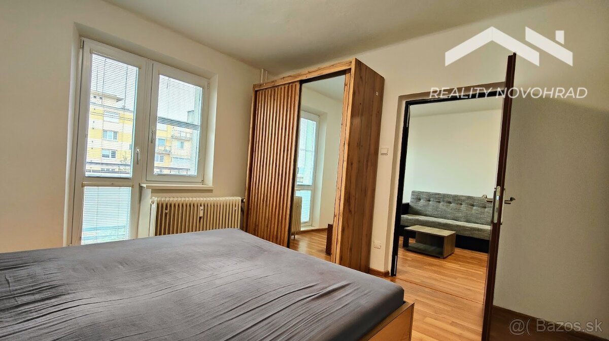 Štýlový 2-izb. byt s balkónom v absolútnom centre Lučenca - 4