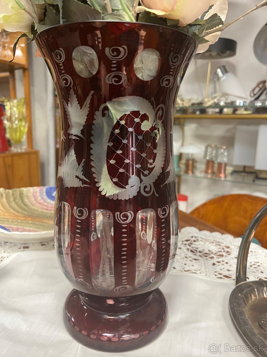Váza rubínové sklo - 4