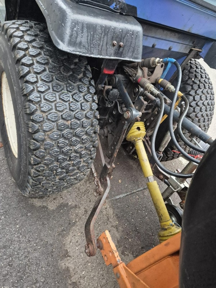 malotraktor Iseki 3240 AHL 4x4 - 4