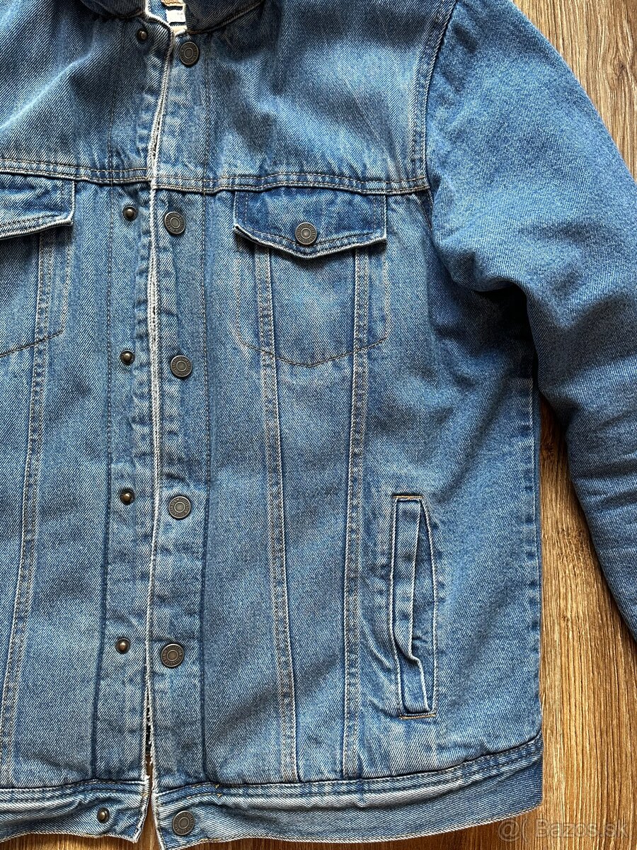 Bunda Pull&Bear // Veľkosť: L - 4