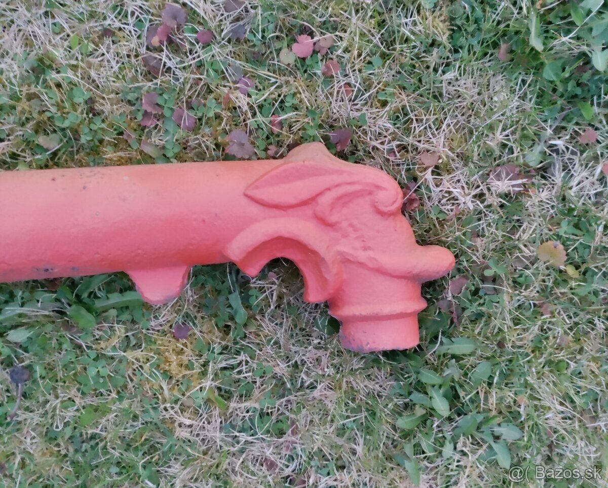 Retro liatinová pumpa - 4