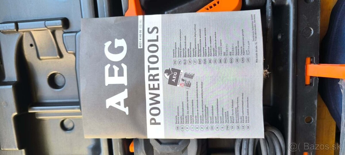 chvostová píla AEG US 900 XE - 4