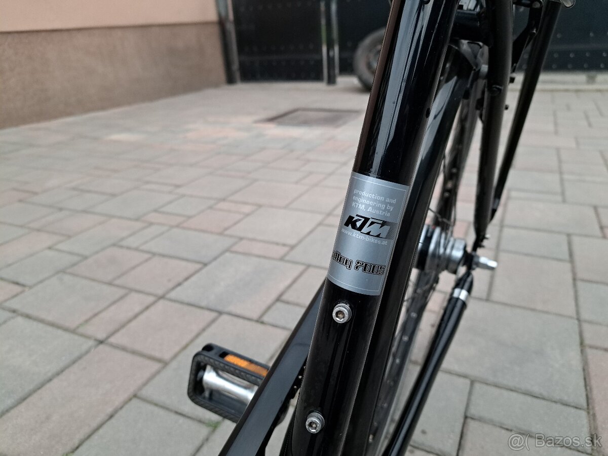 KTM - 4