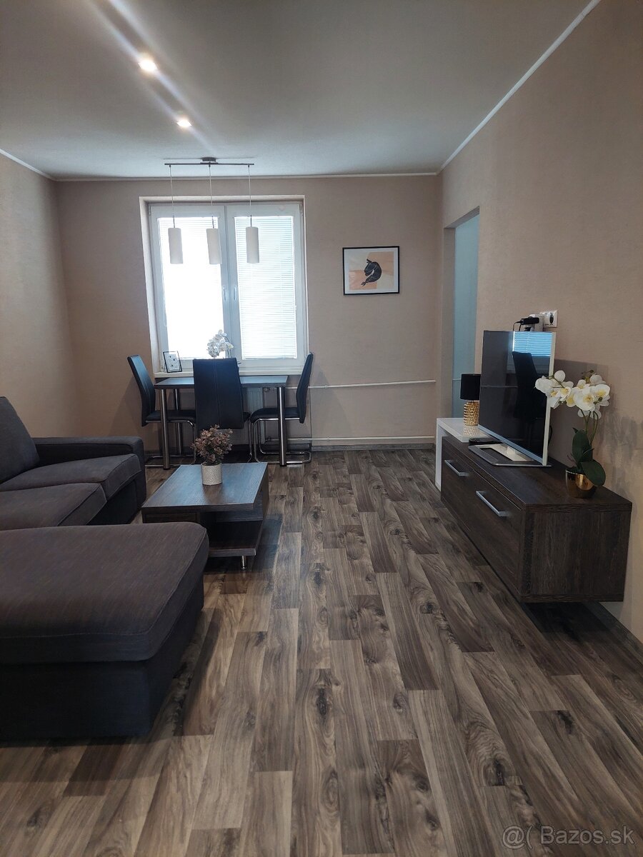 Predám 2 izb. byt s balkónom - 4