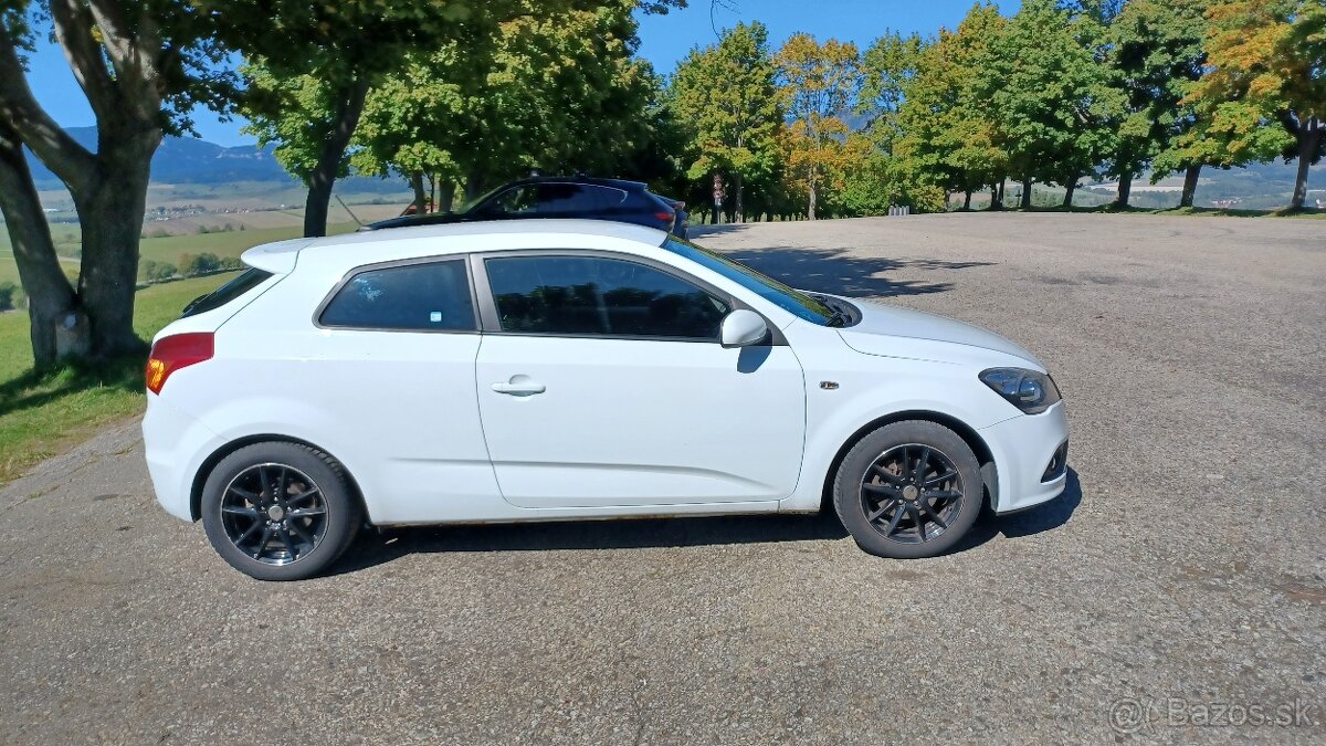 Predám kia pro ceed, 2010, nová TK EK - 4