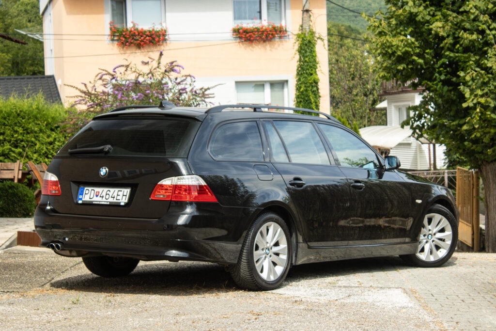 BMW 530d Touring - 4
