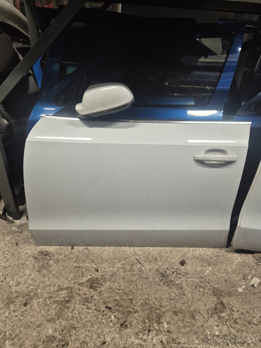 Predám ľavé dvere na Audi a4 b8.5 facelift - 4