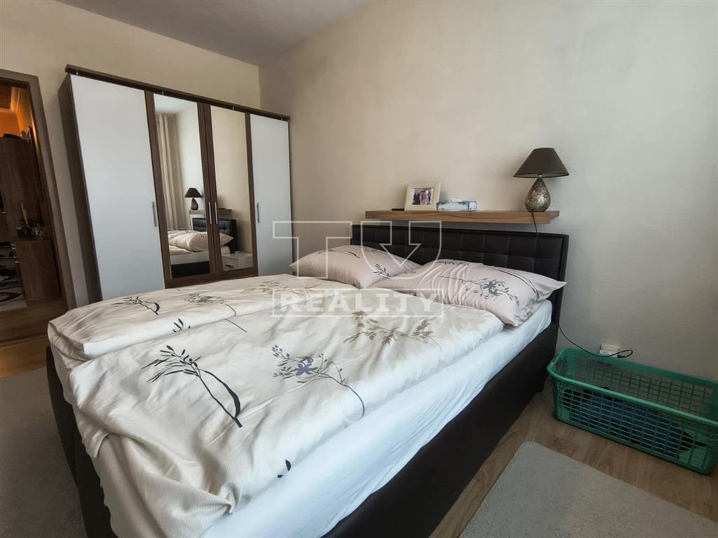 NA PREDAJ 3izbový BYT v Púchove - 4