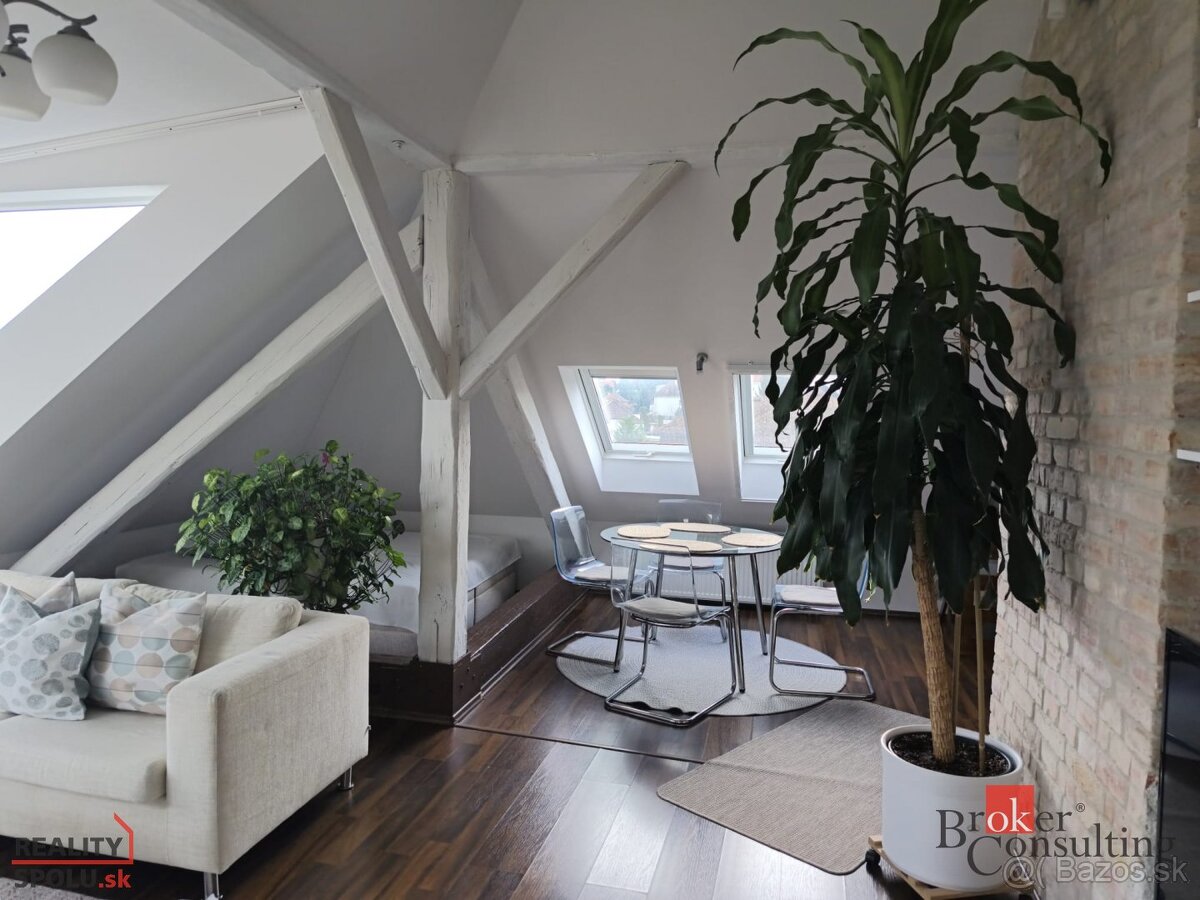 PRENÁJOM - 2 izbový byt v Starom Meste - 4