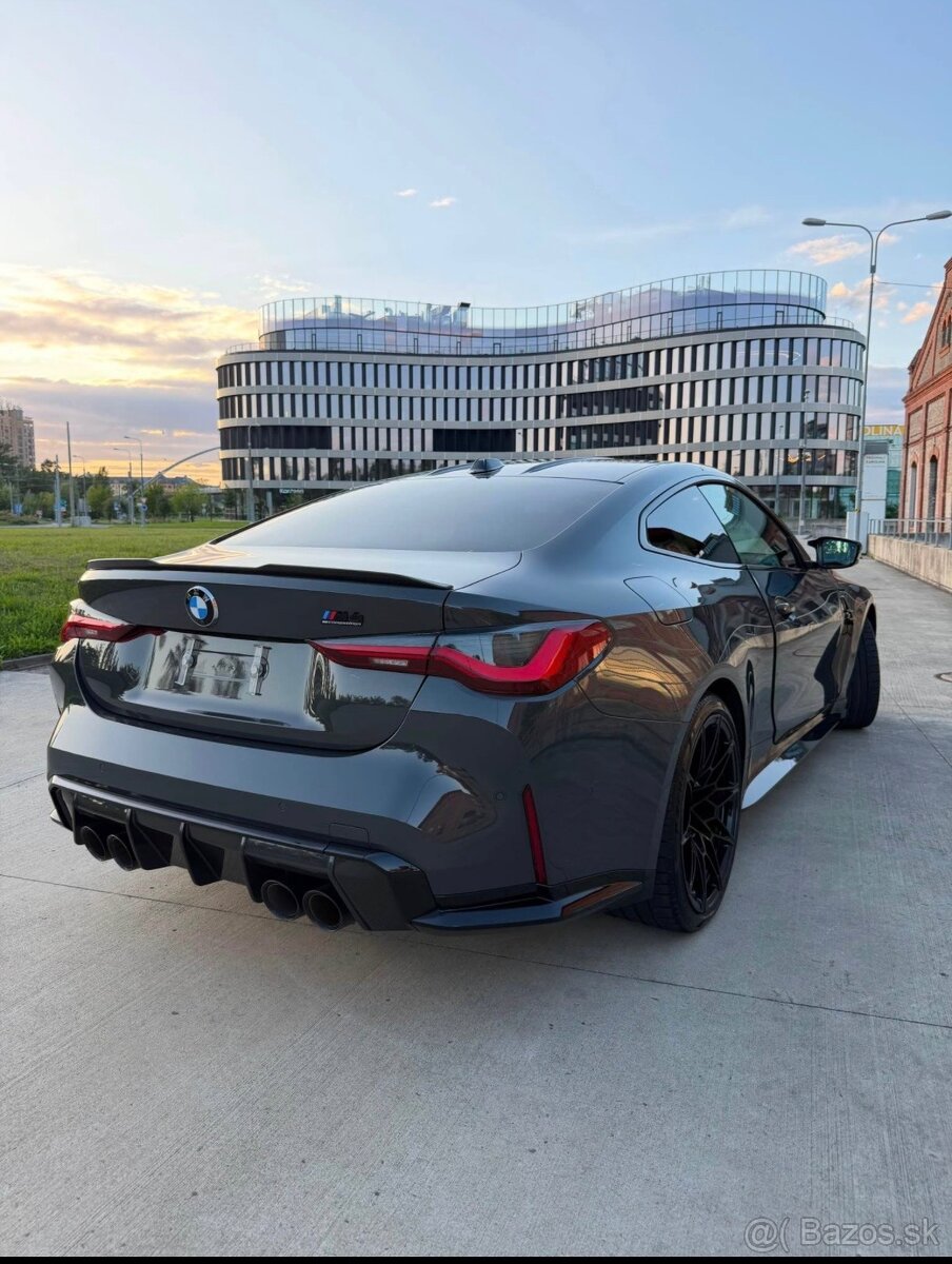 BMW M4 Competition - 4