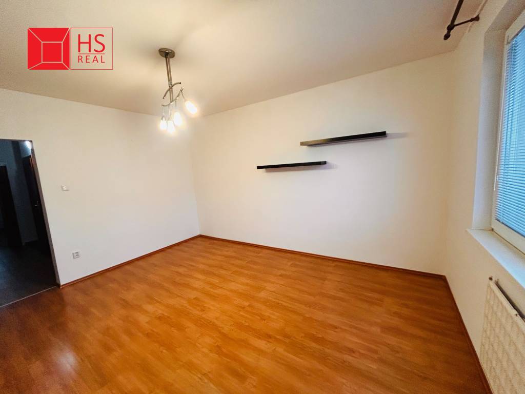 Prenájom 3 izb. bytu s balkónom v NZ - 4