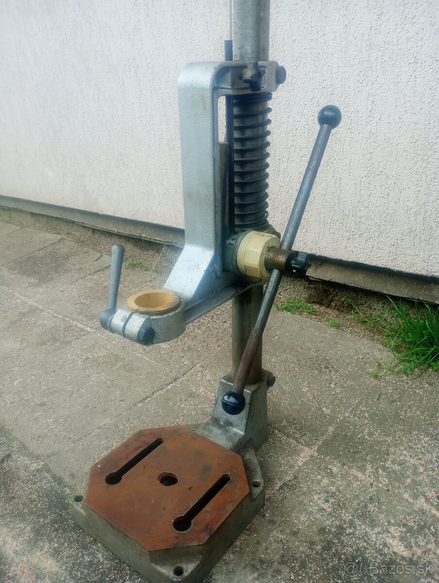 Stojan pod vrtacku - 4