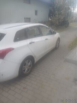 Hyundai i30 kombi - 4