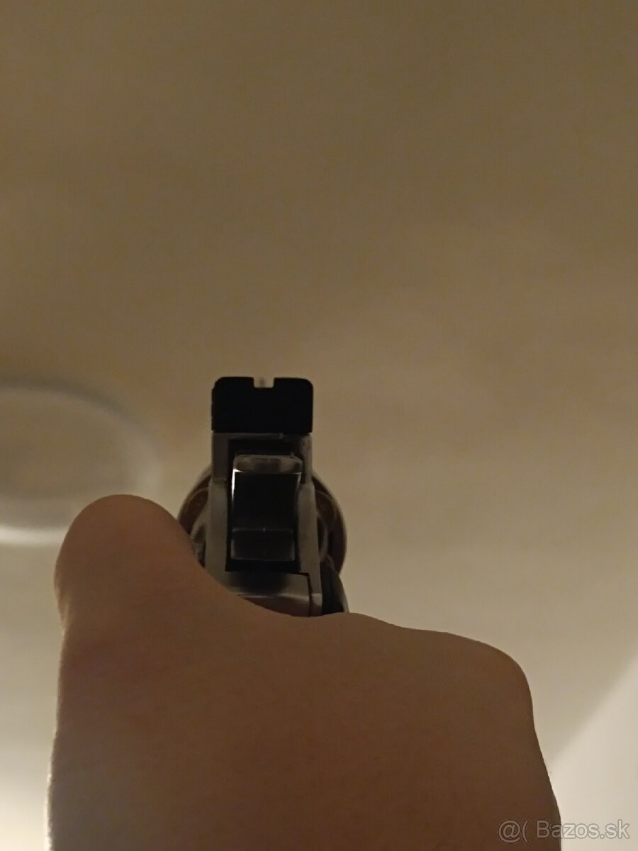 ASG Dan Wesson C02 Airsoft revolver - 4