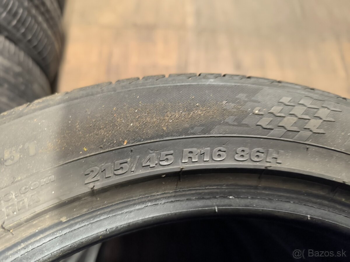 Kumho Ecsta 215/45 R16 86H - 4