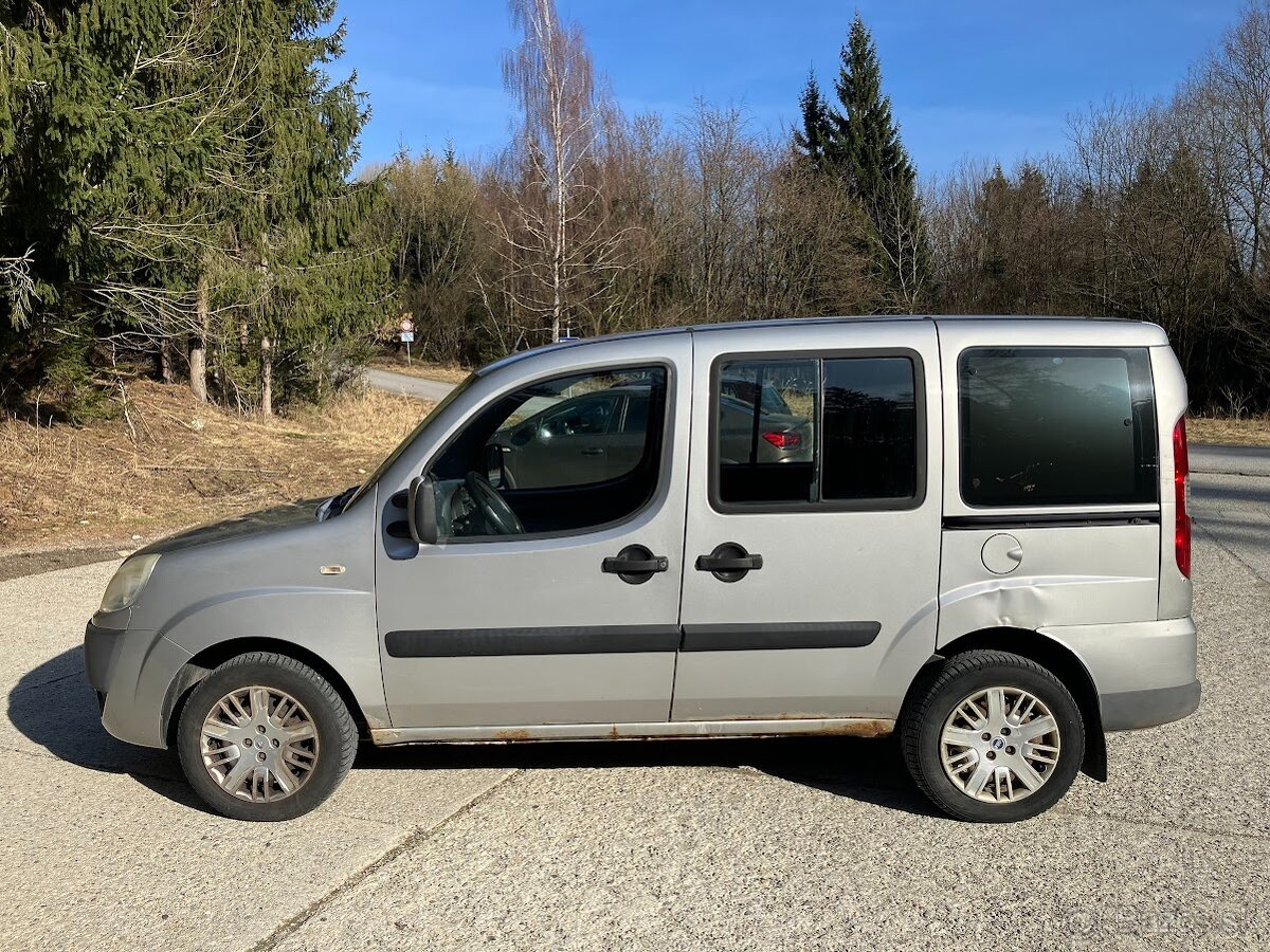 Predám Fiat Doblo Cargo Combi 1.4 8Q 2007 - 4