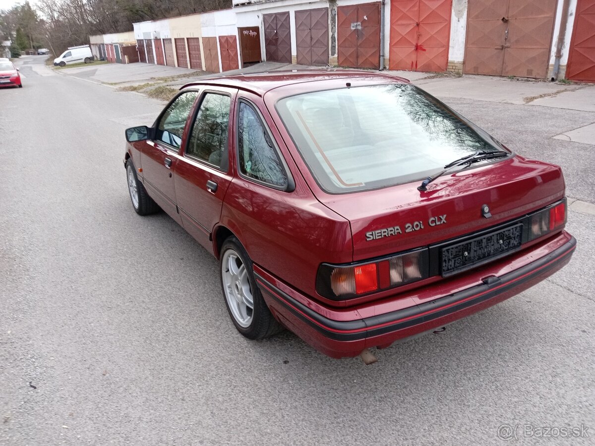 Ford Sierra 2,0 DOHC 88 kW benzín - 4