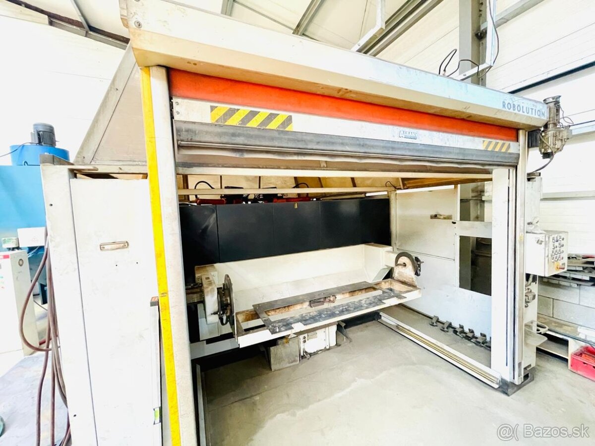 Robotická svařovací buňka Robolution 2x ABB IRB 2400L (8389) - 4